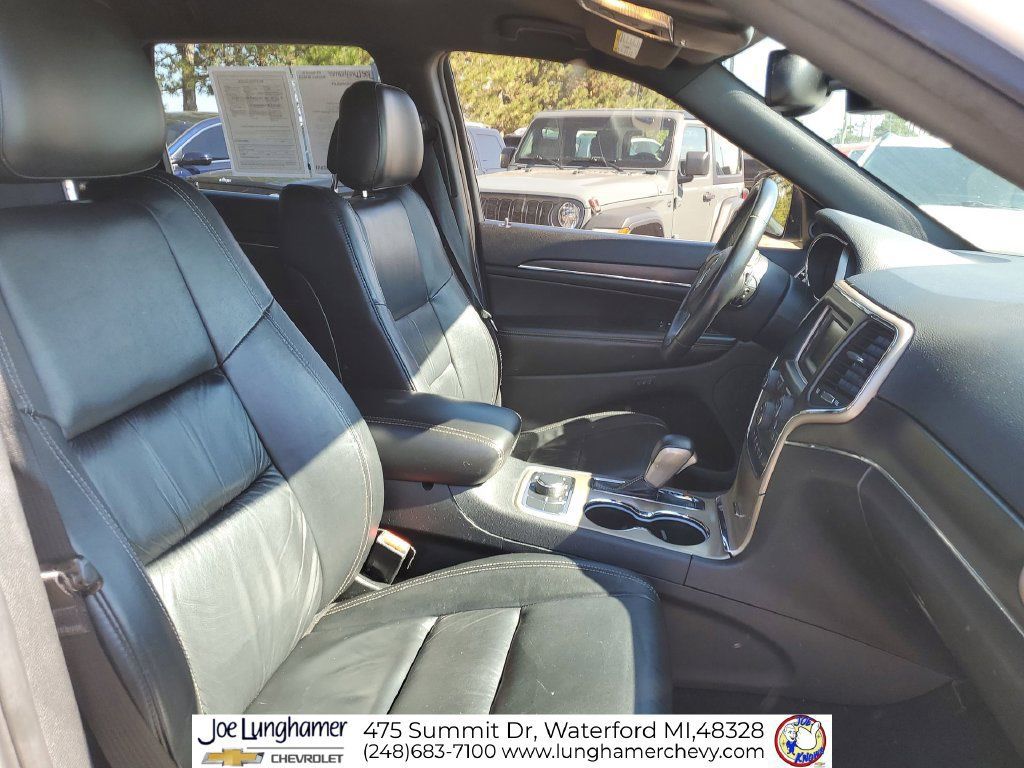 Used 2016 Jeep Grand Cherokee Limited AWD/4WD image 27