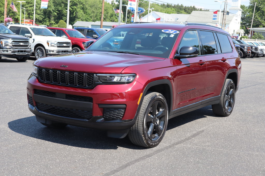 Used 2024 Jeep Grand Cherokee L Altitude AWD/4WD image 17