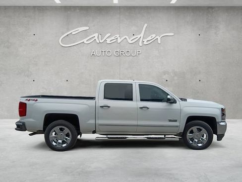 Used 2018 Chevrolet Silverado 1500 LTZ w/ Texas Edition AWD/4WD image 17