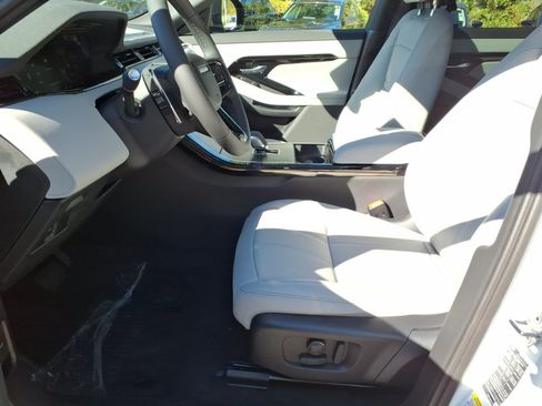 Used 2026 Land Rover Range Rover Evoque S AWD/4WD image 14