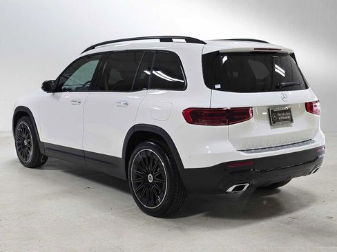 New 2026 Mercedes-Benz GLB 250 4MATIC image 5