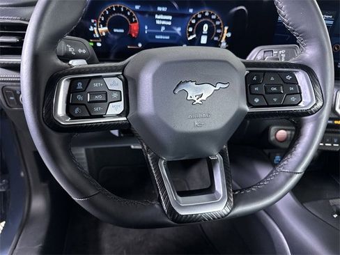 Used 2025 Ford Mustang GT Premium image 11