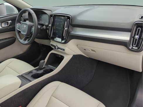 Used 2019 Volvo XC40 T5 Momentum AWD/4WD image 20