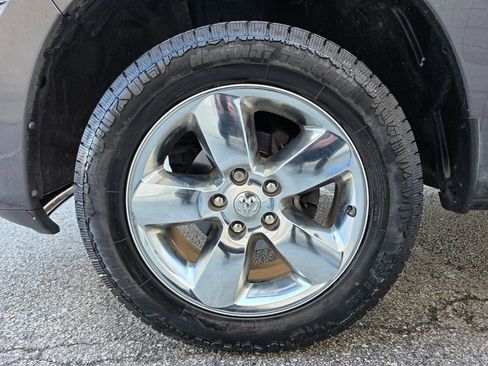 Used 2019 RAM 1500 Express w/ Express Value Package image 12