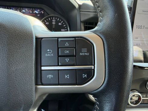 Used 2024 Ford Expedition XLT RWD image 22