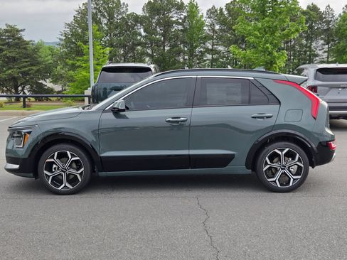 New 2026 Kia Niro SX Touring FWD image 4