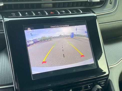 Used 2024 Jeep Grand Cherokee L Laredo image 37