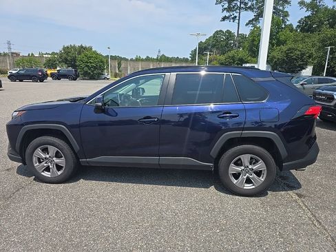 Used 2025 Toyota RAV4 XLE AWD/4WD image 8
