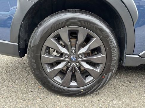 Certified 2025 Subaru Outback Onyx Edition AWD/4WD image 28