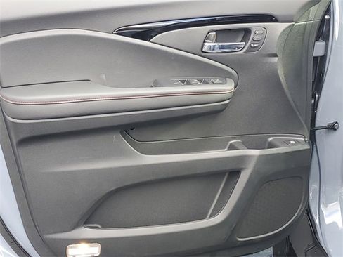New 2026 Honda Ridgeline Black Edition image 25