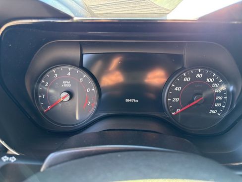 Used 2021 Chevrolet Camaro SS image 10