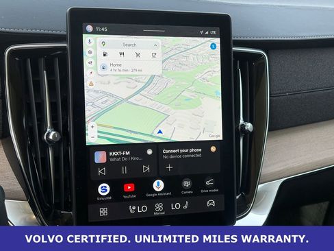 Certified 2025 Volvo XC90 B6 Plus image 25