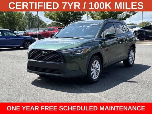 Used 2023 Toyota Corolla Cross LE w/ Moonroof Package FWD image 2
