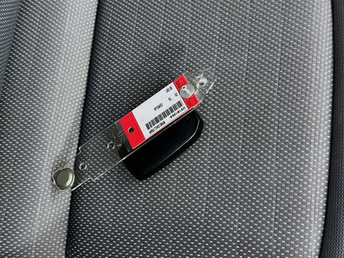 Used 2023 Toyota Corolla SE image 33