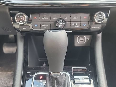 New 2026 Jeep Compass Limited AWD/4WD image 13