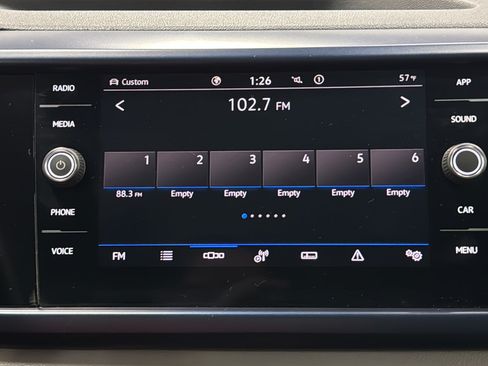 Used 2022 Volkswagen Taos SE w/ Panoramic Sunroof Package AWD/4WD image 15