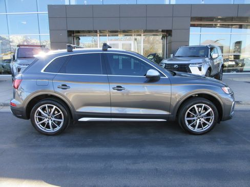 Used 2023 Audi SQ5 Premium Plus image 11