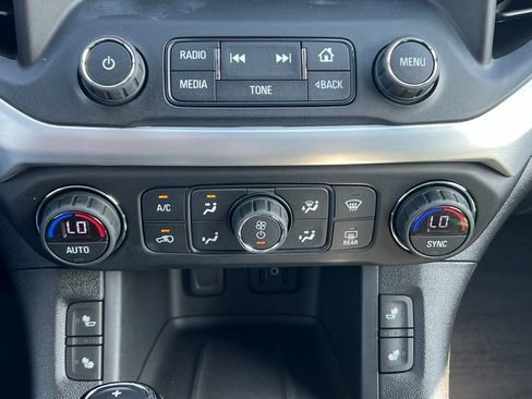 Used 2017 GMC Acadia SLT AWD/4WD image 31