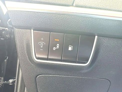 Used 2019 Kia Stinger image 27