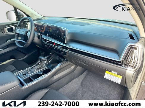 New 2026 Kia Sorento LX image 13
