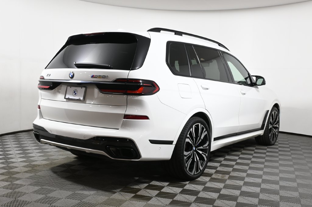 Certified 2024 BMW X7 M60i w/ Executive Package AWD/4WD image 7