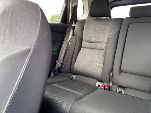 Used 2025 Nissan Rogue SV FWD image 41