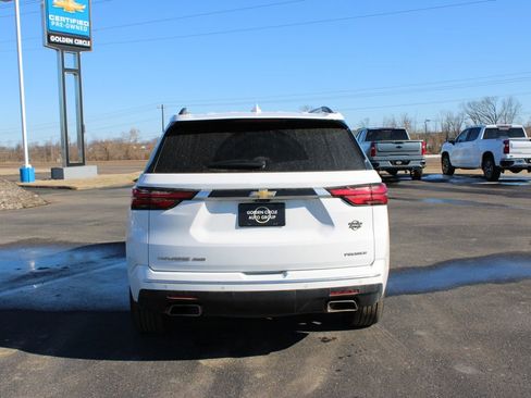 Used 2023 Chevrolet Traverse Premier image 8