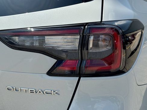 Certified 2025 Subaru Outback Limited AWD/4WD image 37