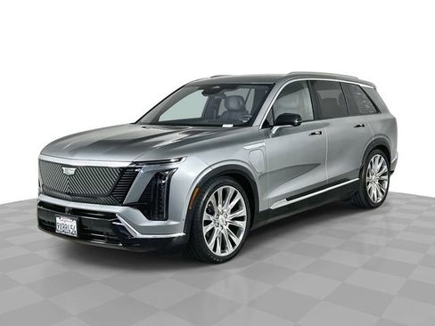 Used 2026 Cadillac Vistiq Premium Luxury AWD/4WD image 1