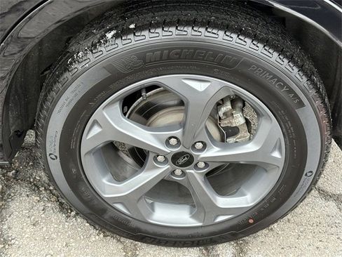 Certified 2023 Ford Escape ST-Line w/ Tech Pack #1 image 5