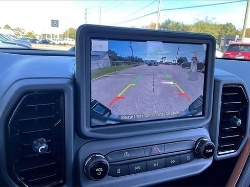 Used 2024 Ford Bronco Sport Outer Banks w/ Tech Package image 13