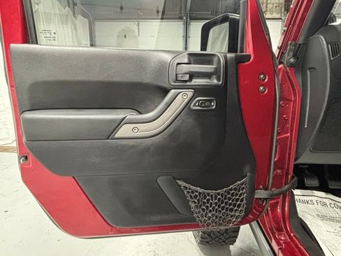 Used 2011 Jeep Wrangler Sport AWD/4WD image 8