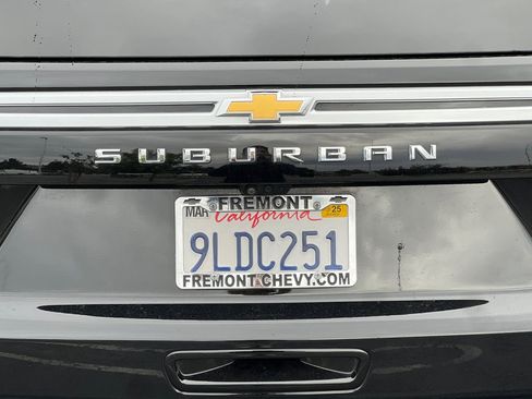 Used 2024 Chevrolet Suburban High Country w/ Premium Package 2 image 51