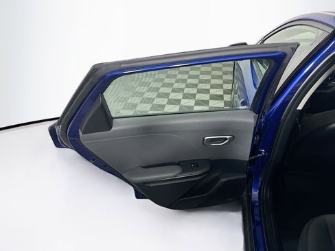 Used 2025 Kia K4 FWD image 26