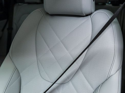 Used 2026 BMW X5 sDrive40i w/ M Sport Package RWD image 25