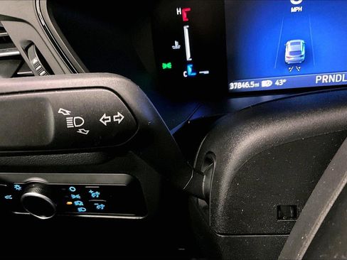 Used 2023 Ford Escape ST-Line image 30