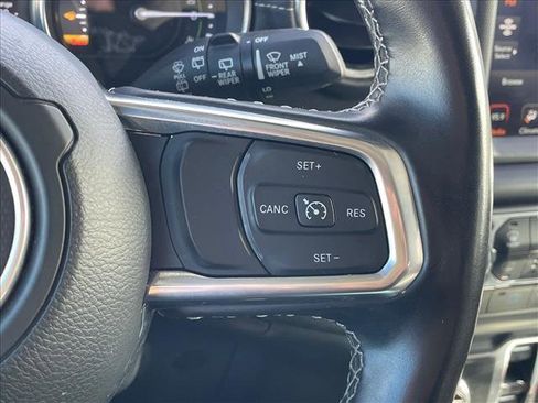 Used 2022 Jeep Wrangler Unlimited Sahara w/ Cold Weather Group image 18