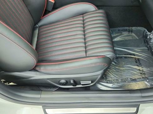 Used 2026 Genesis G70 3.3T Sport Prestige image 23