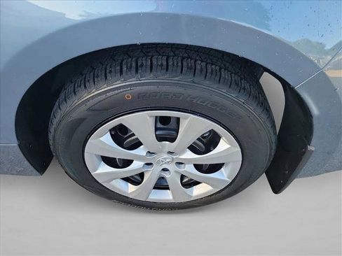 Used 2025 Toyota Corolla LE image 12