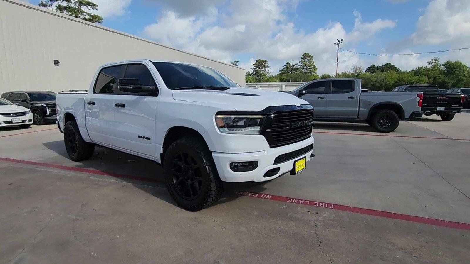 Used 2024 RAM 1500 Laramie AWD/4WD image 2