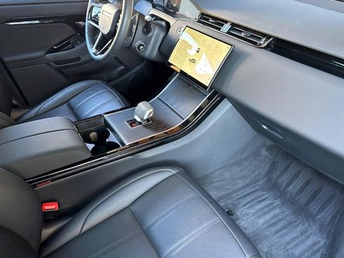 Used 2024 Land Rover Range Rover Evoque S AWD/4WD image 34