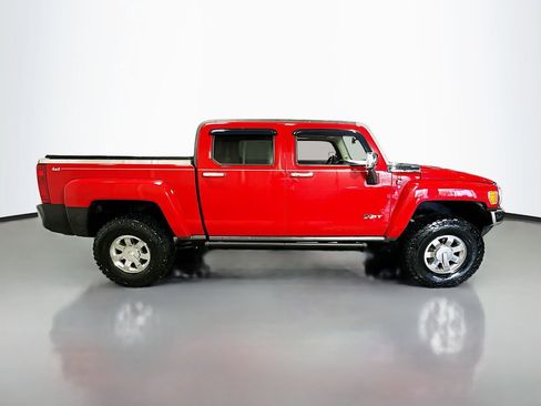 Used 2009 HUMMER H3T Alpha image 9