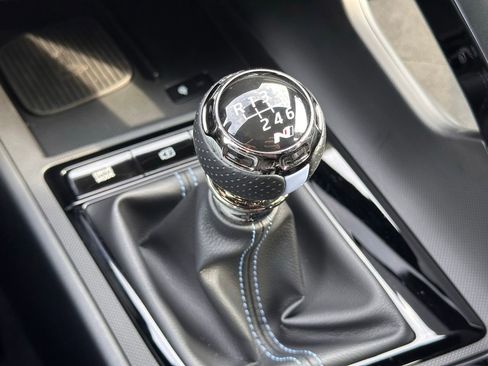 Certified 2025 Hyundai Elantra N image 36