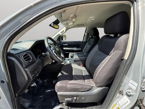 Used 2021 Toyota Tundra SR5 RWD image 2