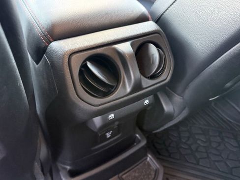 Used 2023 Jeep Wrangler Unlimited Rubicon w/ Cold Weather Group image 28