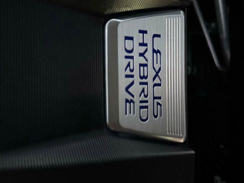 Used 2019 Lexus ES 300h w/ Premium Package image 33