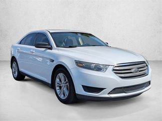 Used 2017 Ford Taurus SE FWD video 4