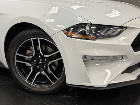 Used 2020 Ford Mustang Premium RWD image 4