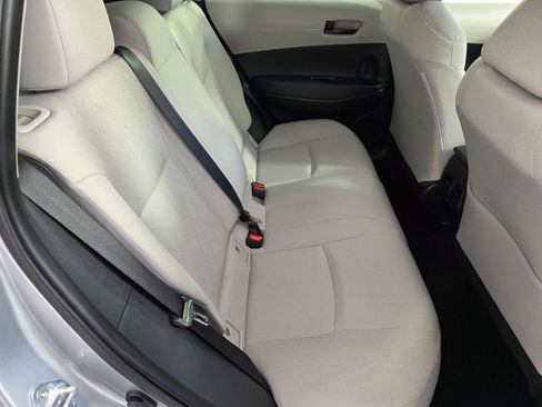 Used 2025 Toyota Corolla Cross L image 26