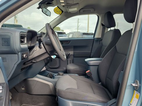 Used 2023 Ford Maverick XL image 9